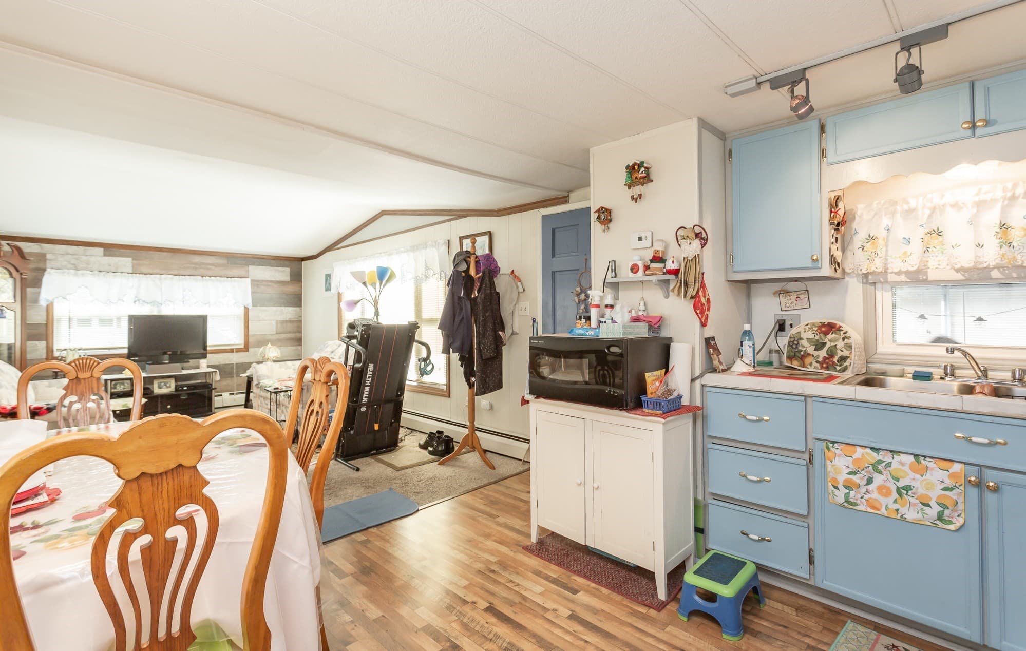 Mobile Home at 20 Madeline St, Wareham MA 02538, photo 8 of 22