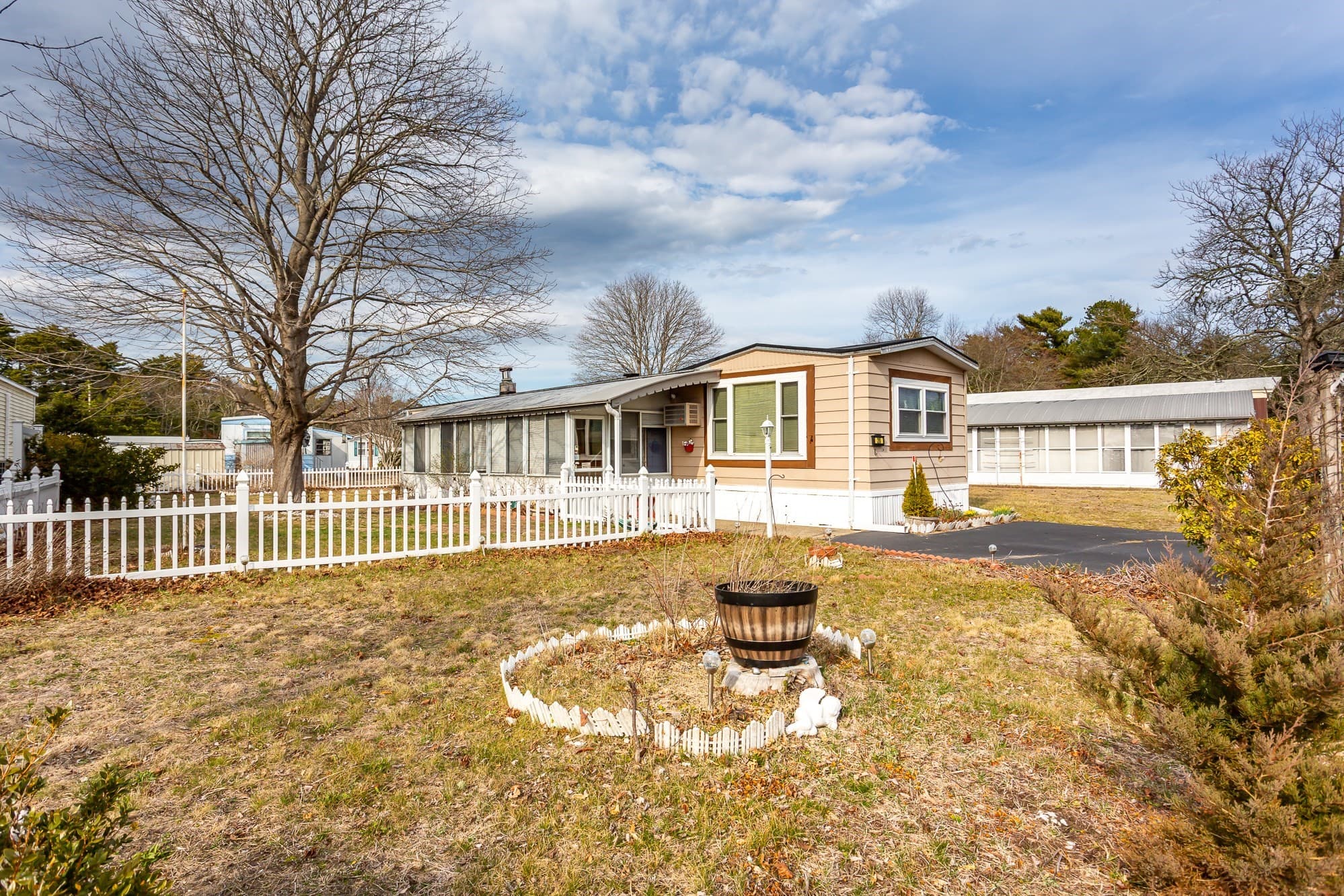 Mobile Home at 20 Madeline St, Wareham MA 02538, photo 21 of 22