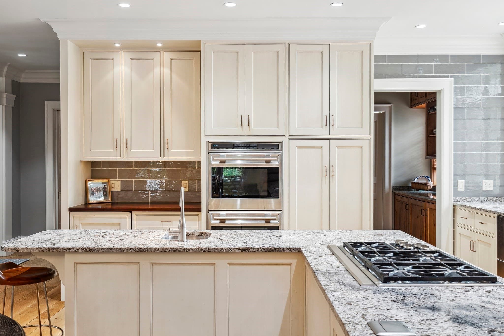 Single Family Residence at 19 High Ridge Dr, Mattapoisett MA 02739, photo 11 of 32