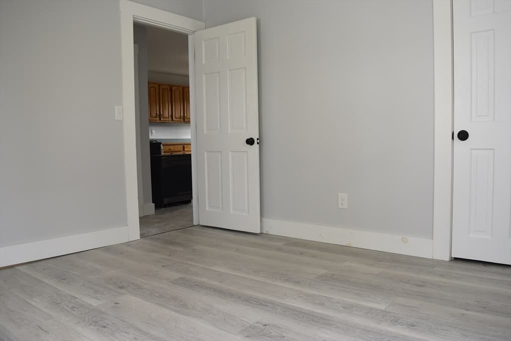 Multi Family at 7 Pearl Street, Southbridge MA 01550, photo 27 of 41