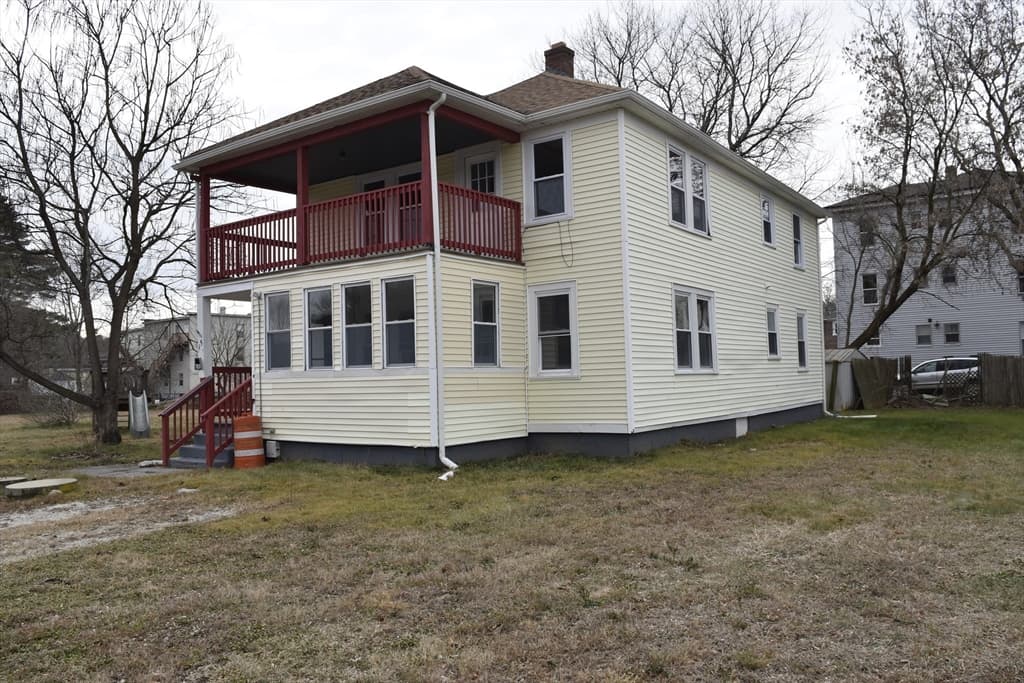 Multi Family at 7 Pearl Street, Southbridge MA 01550, photo 3 of 41
