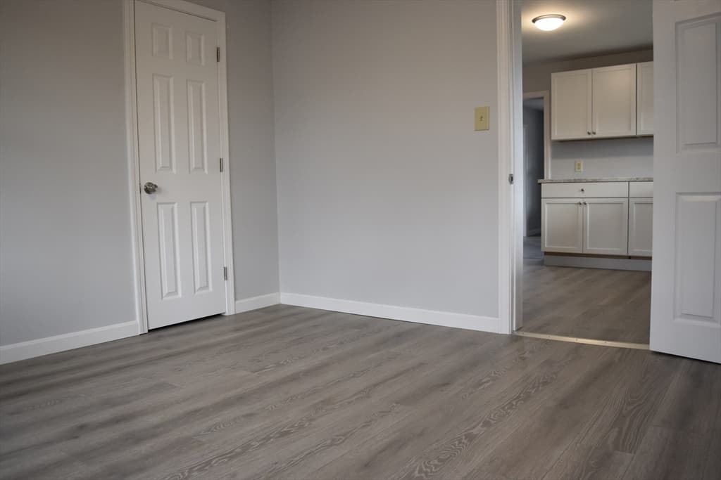 Multi Family at 7 Pearl Street, Southbridge MA 01550, photo 9 of 41