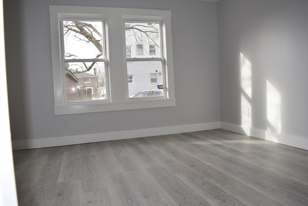 Multi Family at 7 Pearl Street, Southbridge MA 01550, photo 30 of 41