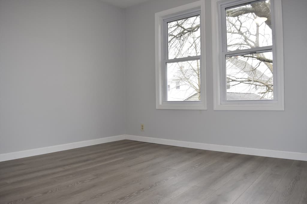Multi Family at 7 Pearl Street, Southbridge MA 01550, photo 10 of 41