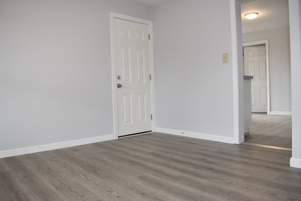 Multi Family at 7 Pearl Street, Southbridge MA 01550, photo 11 of 41