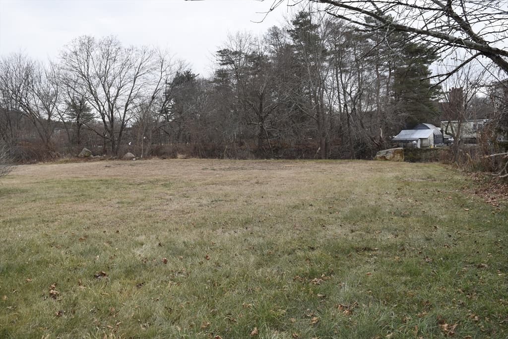 Multi Family at 7 Pearl Street, Southbridge MA 01550, photo 40 of 41