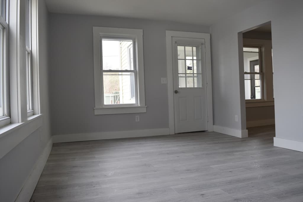 Multi Family at 7 Pearl Street, Southbridge MA 01550, photo 21 of 41