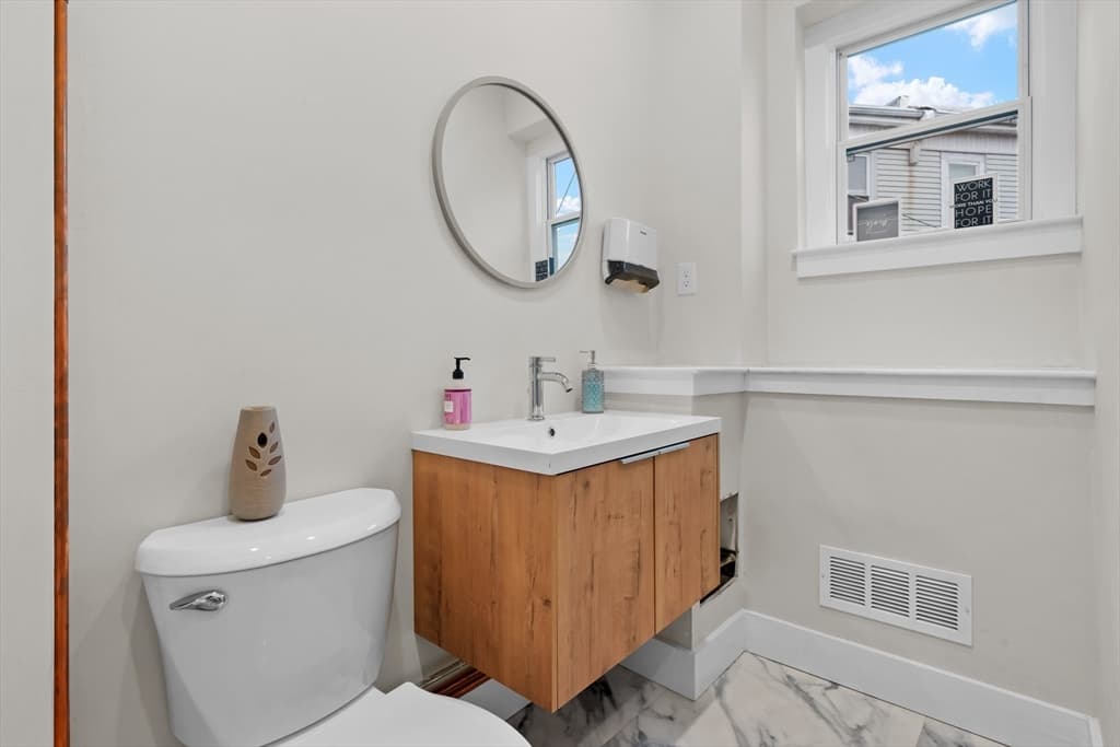 23-25 Meridian Street, Boston MA 02128 photo 18