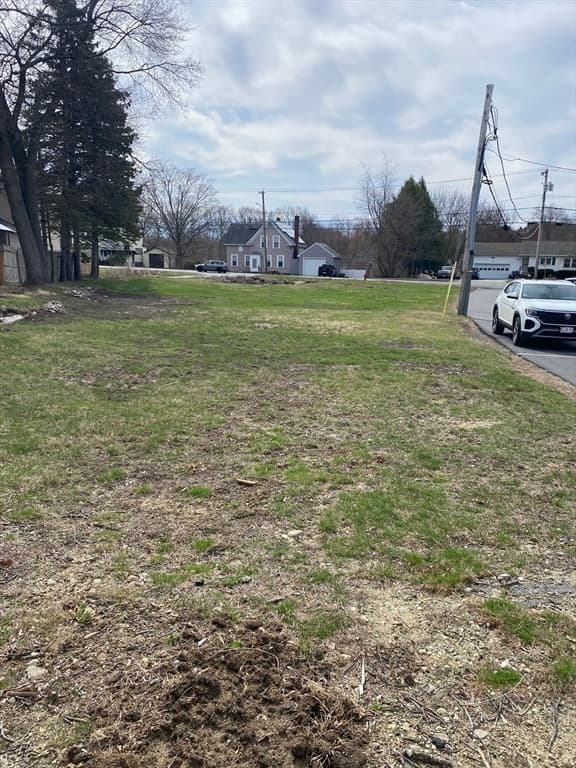 128 Pleasant Valley, Methuen MA 01844 photo 2