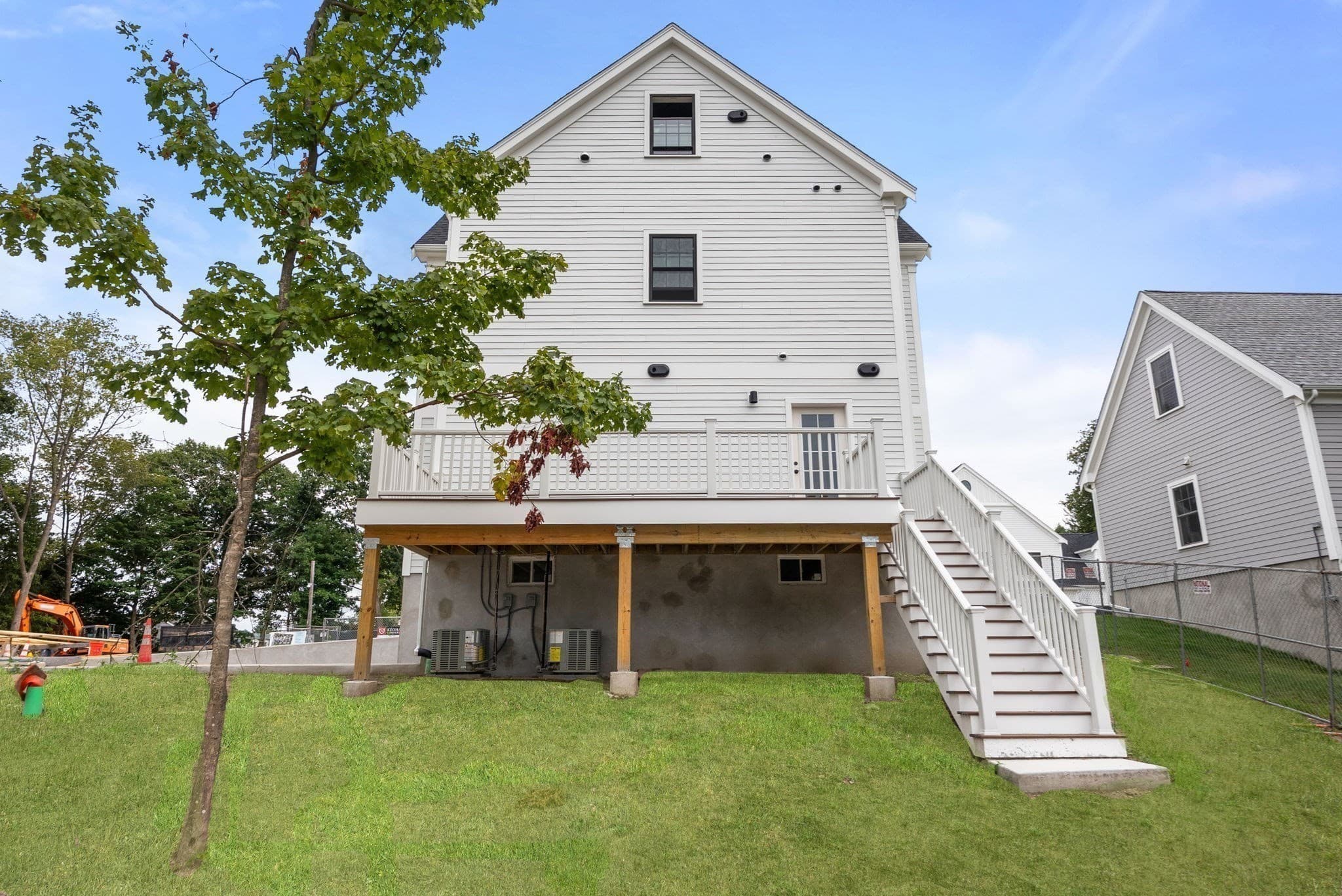 Single Family Residence at 6 Kinsale Lane, Boston MA 02136, Boston, photo 4 of 31
