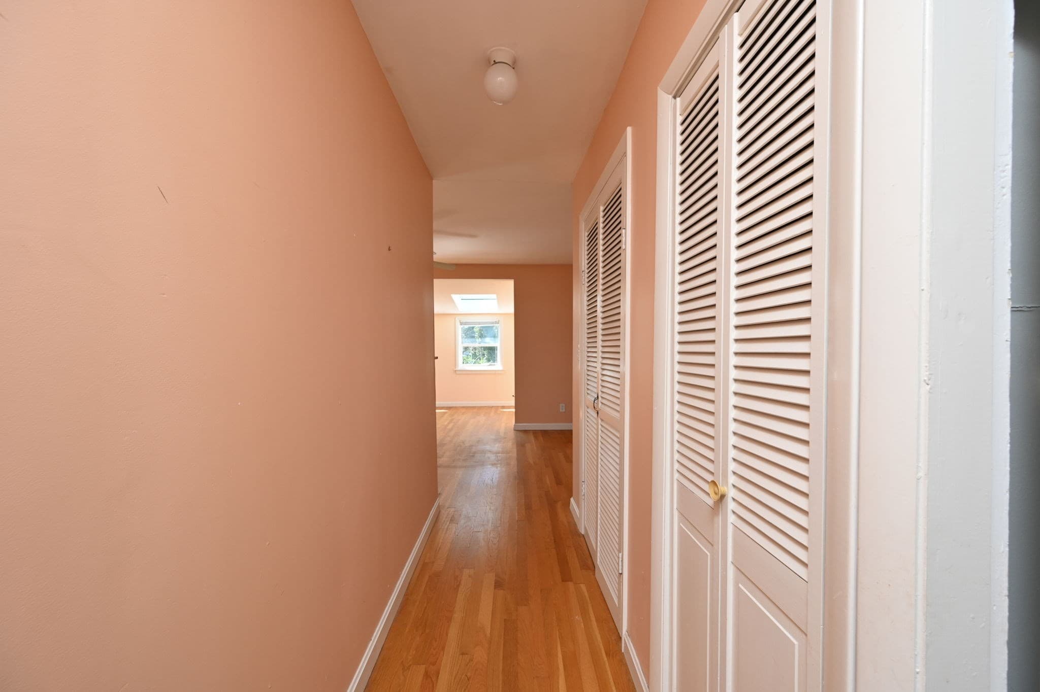 Single Family Residence at 23 Wyola Rd, Hull MA 02045, photo 3 of 26