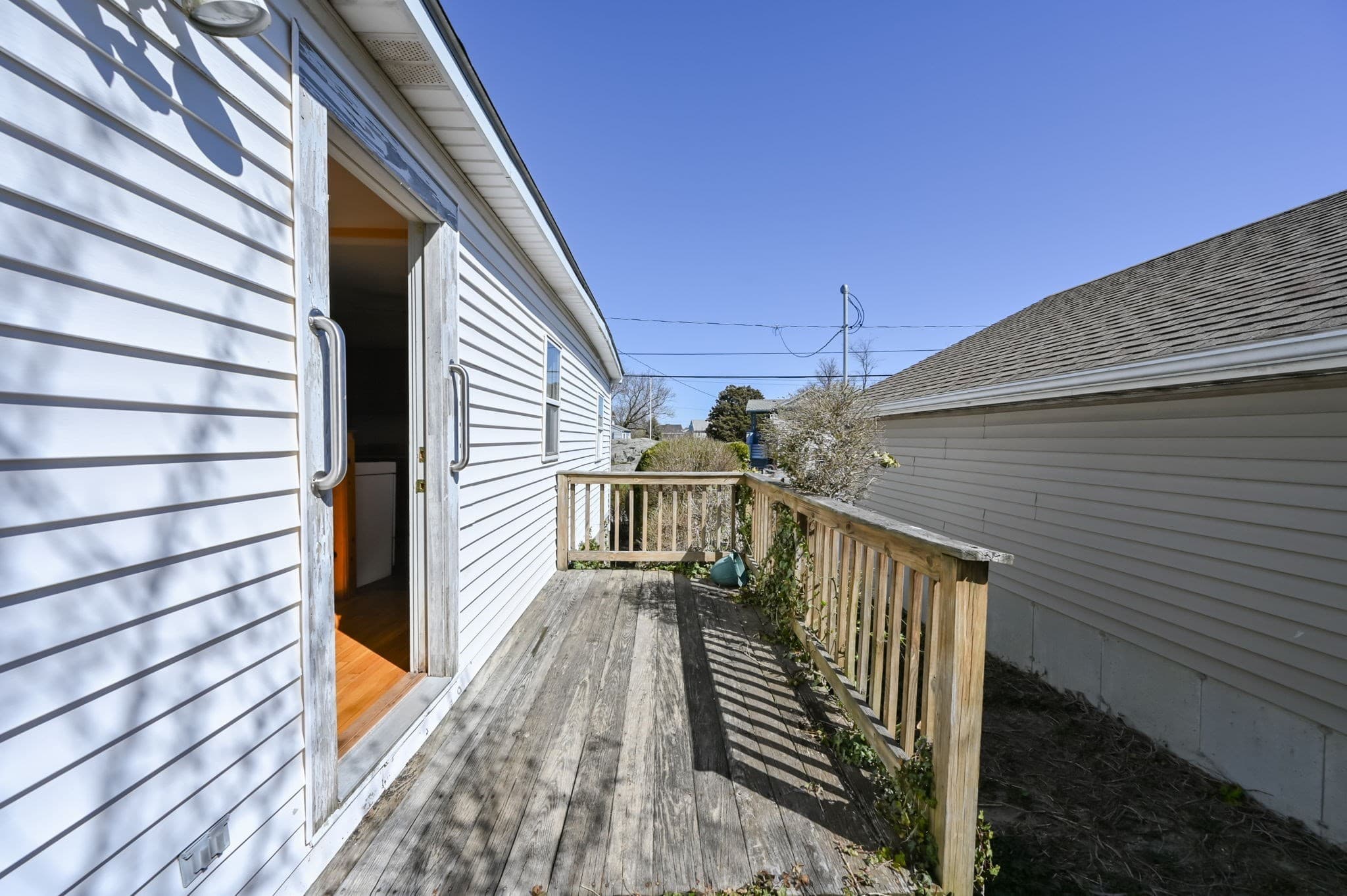 Single Family Residence at 23 Wyola Rd, Hull MA 02045, photo 15 of 26