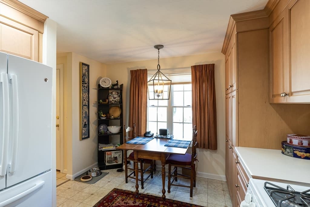 Condominium at 4 Bishops Park # 4, Mashpee MA 02649, photo 7 of 17