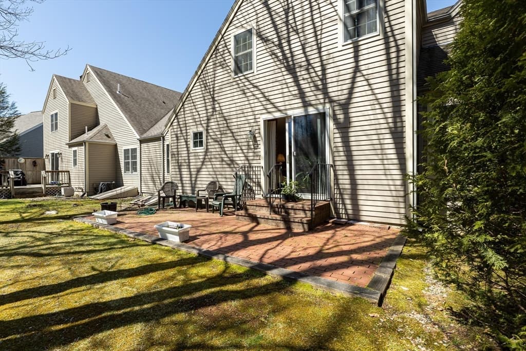 Condominium at 4 Bishops Park # 4, Mashpee MA 02649, photo 14 of 17