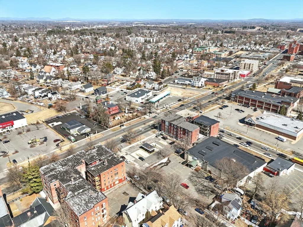 671 State St, Springfield MA 01109 photo 10