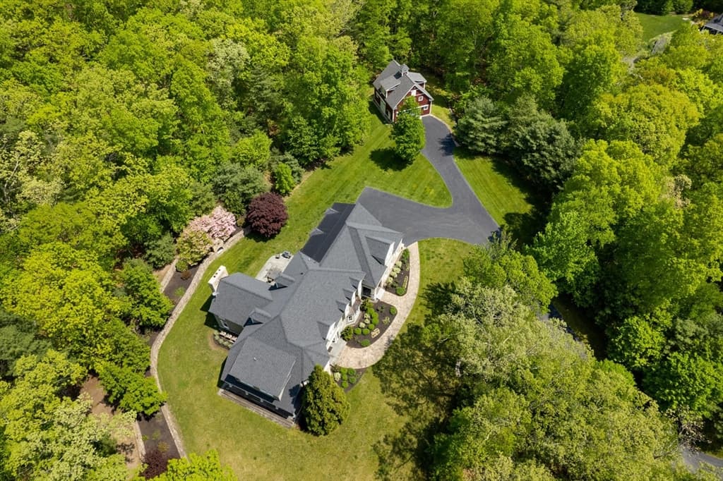 Single Family Residence at 210 Green Street, Northborough MA 01532, Northborough, photo 6 of 42