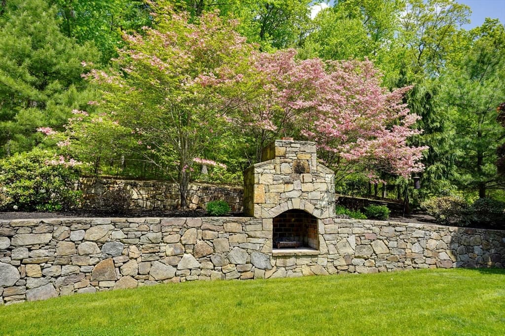 Single Family Residence at 210 Green Street, Northborough MA 01532, Northborough, photo 4 of 42