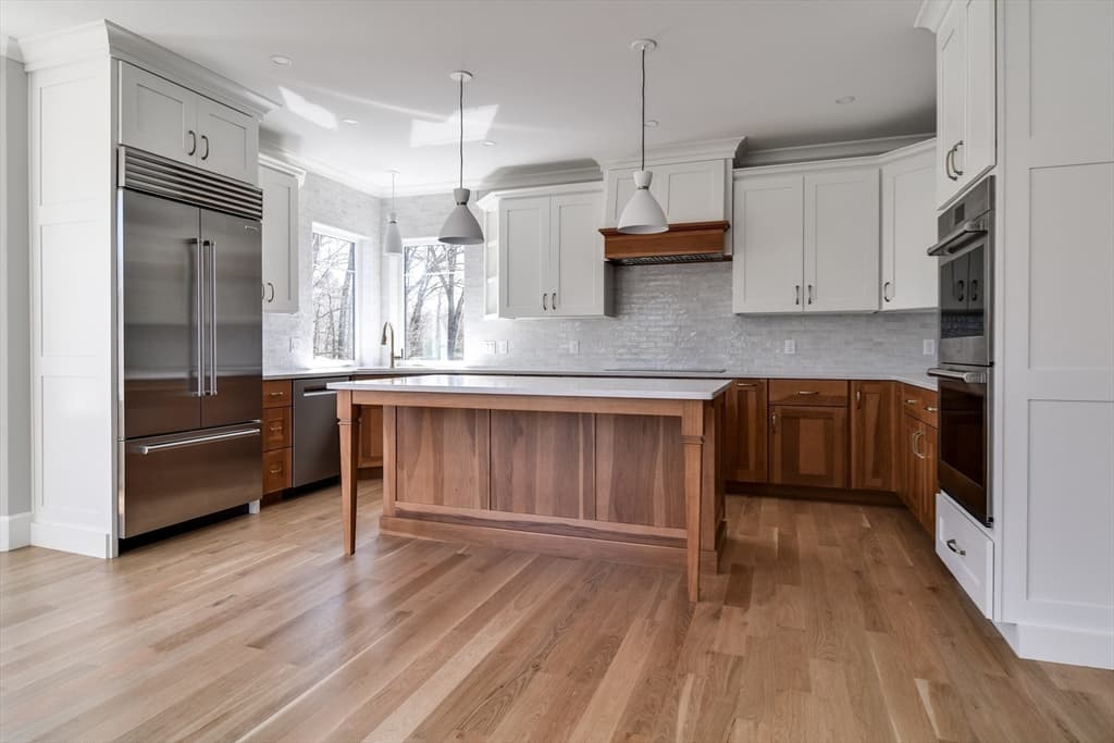 Single Family Residence at 2 Emerald Drive, Hopkinton MA 01748, photo 2 of 42