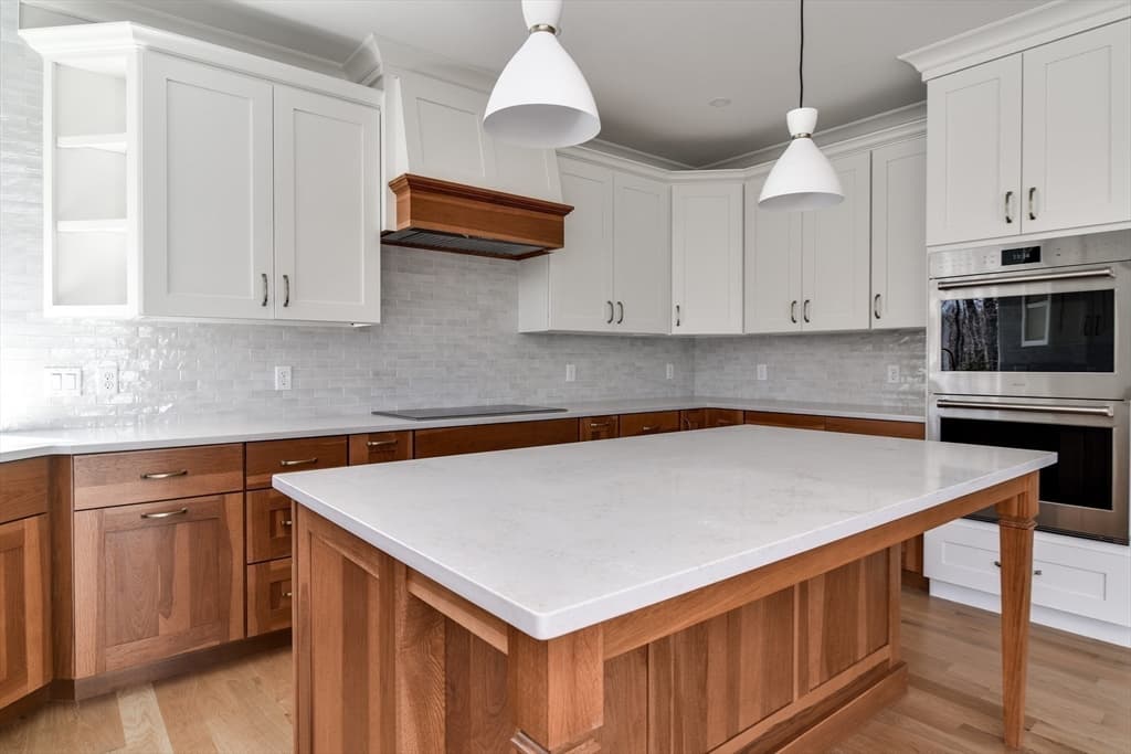 Single Family Residence at 2 Emerald Drive, Hopkinton MA 01748, photo 6 of 42