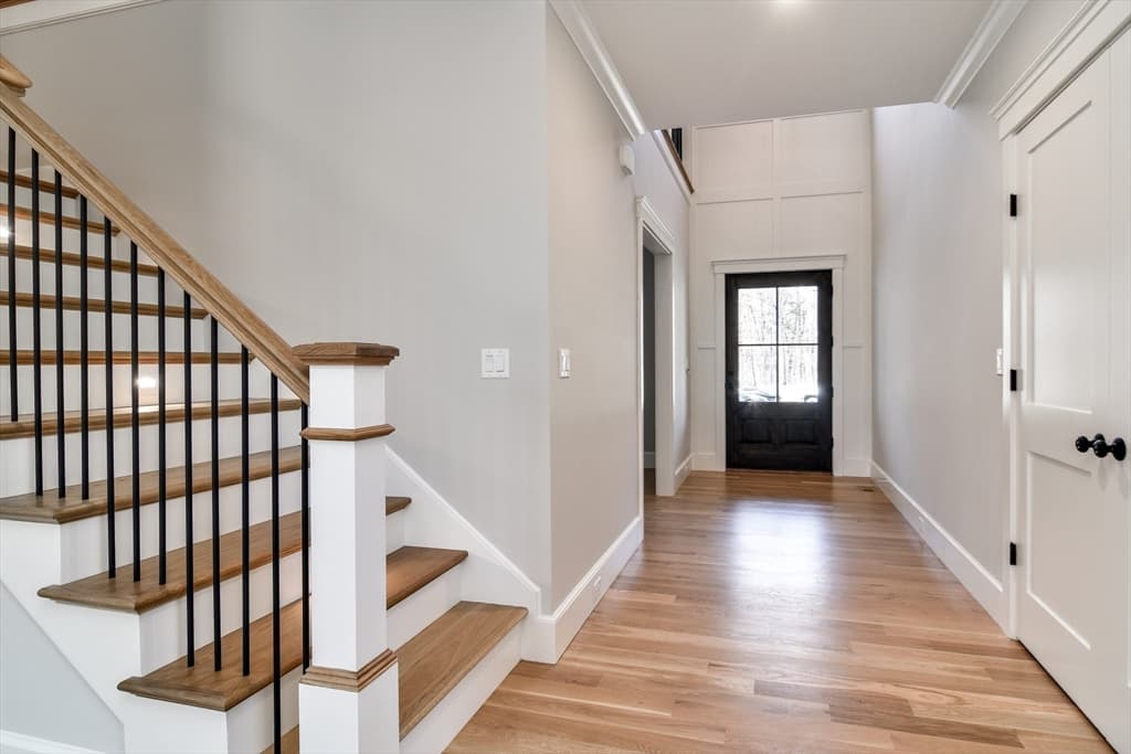 Single Family Residence at 2 Emerald Drive, Hopkinton MA 01748, photo 13 of 42