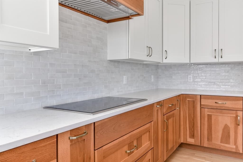 Single Family Residence at 2 Emerald Drive, Hopkinton MA 01748, photo 8 of 42