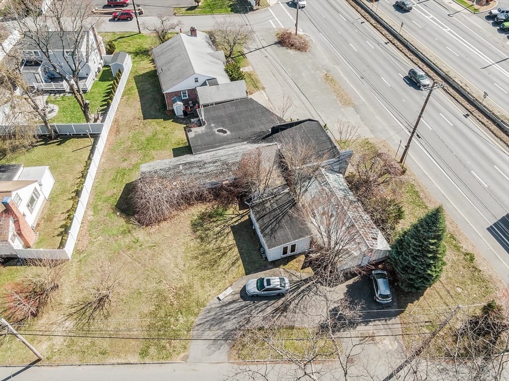 Single Family Residence at 344 Broadway, Lynnfield MA 01940, Lynnfield, photo 22 of 23