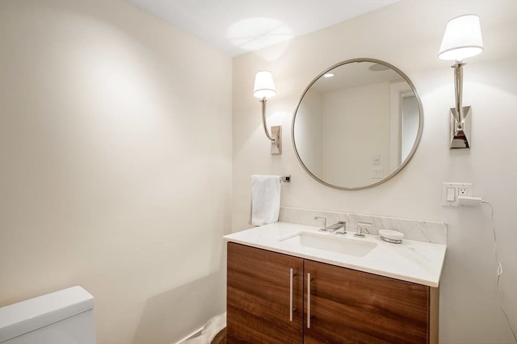 Condominium at One Winter Place # 3, Boston MA 02108, photo 32 of 38