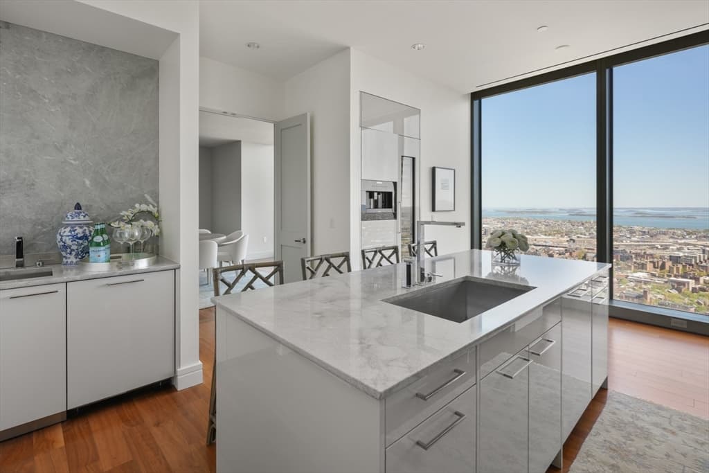 Condominium at 1 Dalton St # U5602, Boston MA 02115, Boston, photo 14 of 37