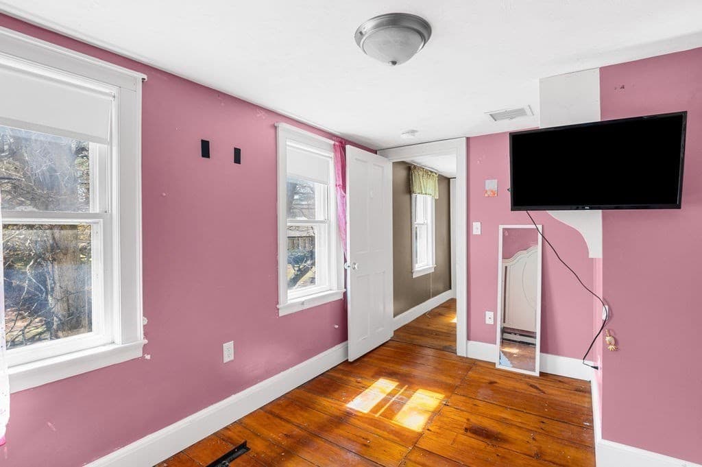 Single Family Residence at 231 West Main St, Georgetown MA 01833, Georgetown, photo 24 of 29