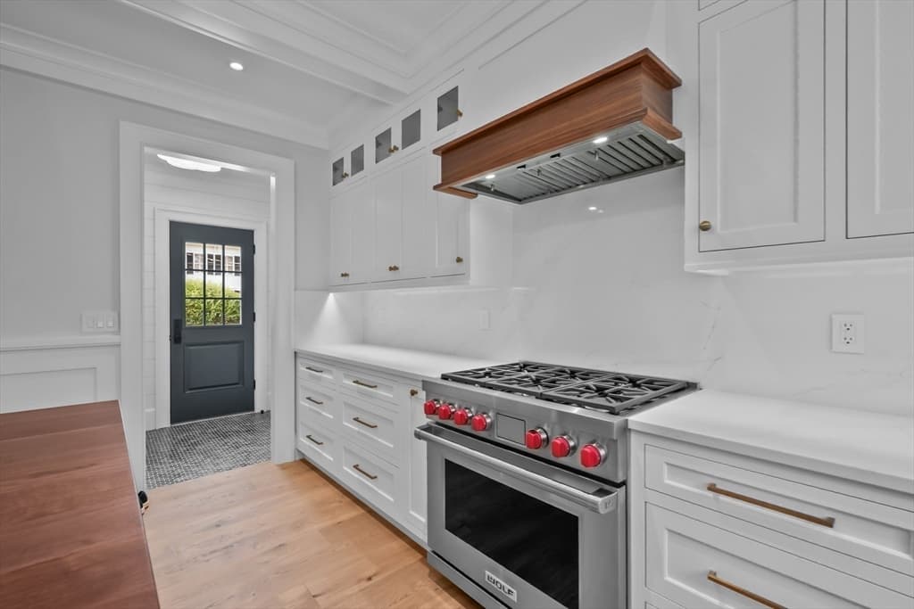 Single Family Residence at 287 Cedar St, Chatham MA 02633, Chatham, photo 12 of 42