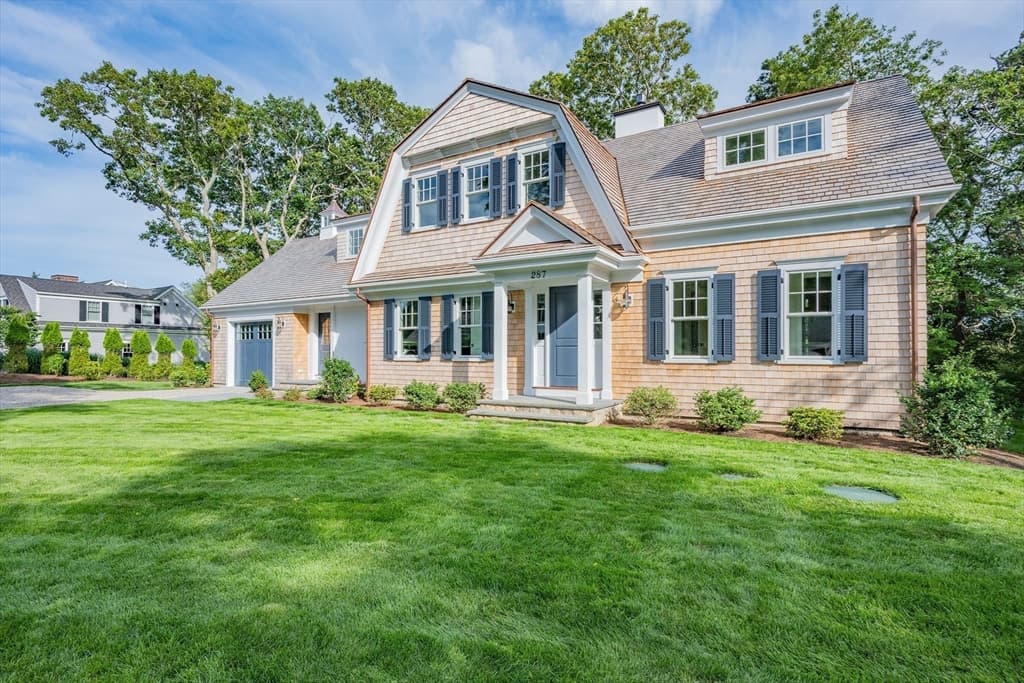 287 Cedar St, Chatham MA 02633