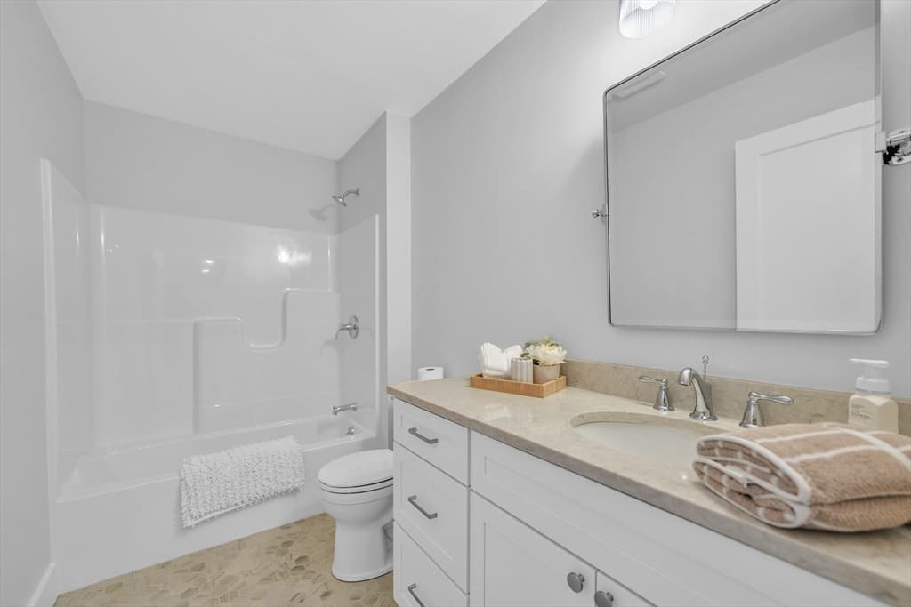 14 Hayes St # 1, Acushnet MA 02743 photo 22