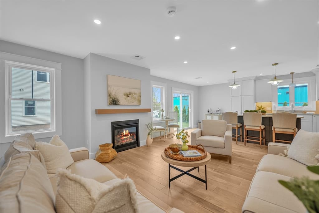 14 Hayes St # 1, Acushnet MA 02743 photo 9
