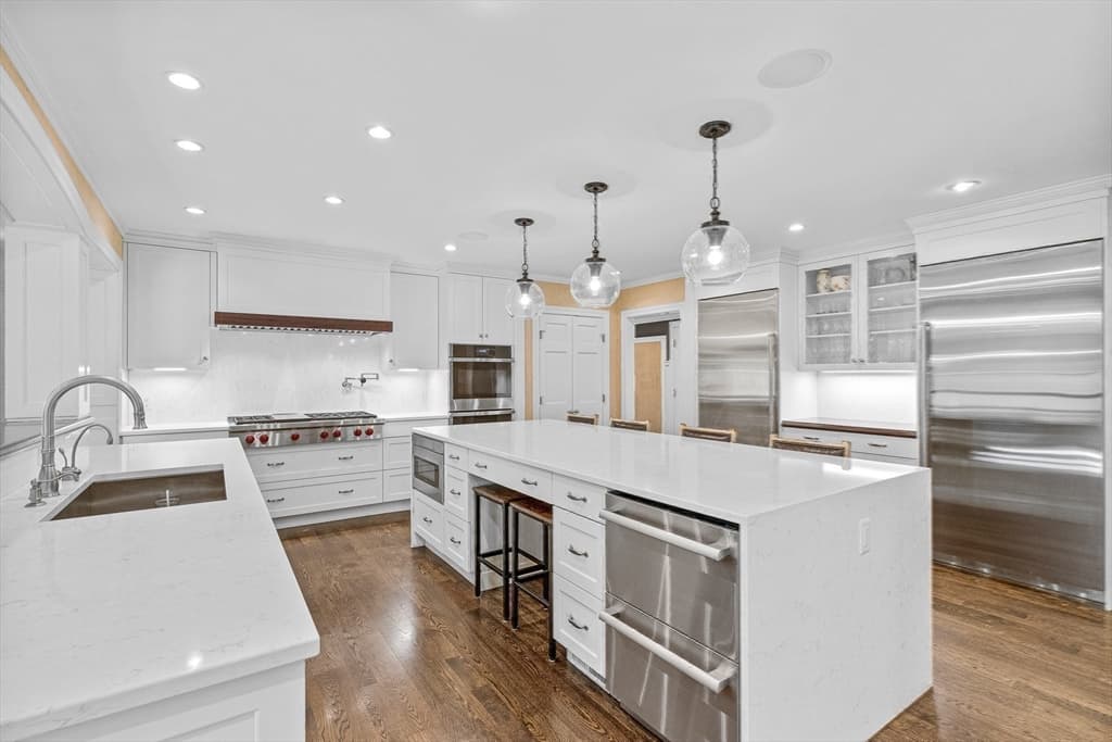 200 Cliff Rd, Wellesley MA 02481 photo 17