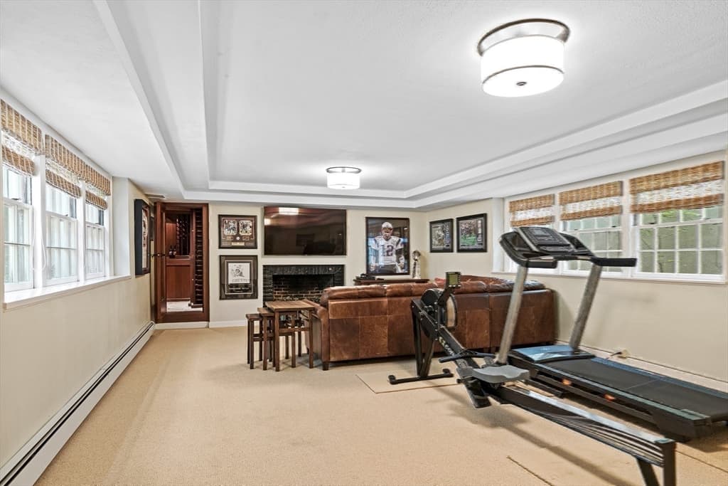 200 Cliff Rd, Wellesley MA 02481 photo 35