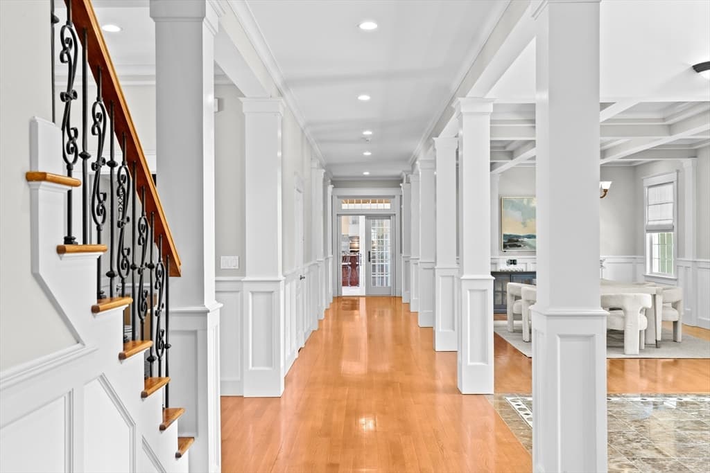 Single Family Residence at 33 Moniz Drive, Westport MA 02790, photo 8 of 42