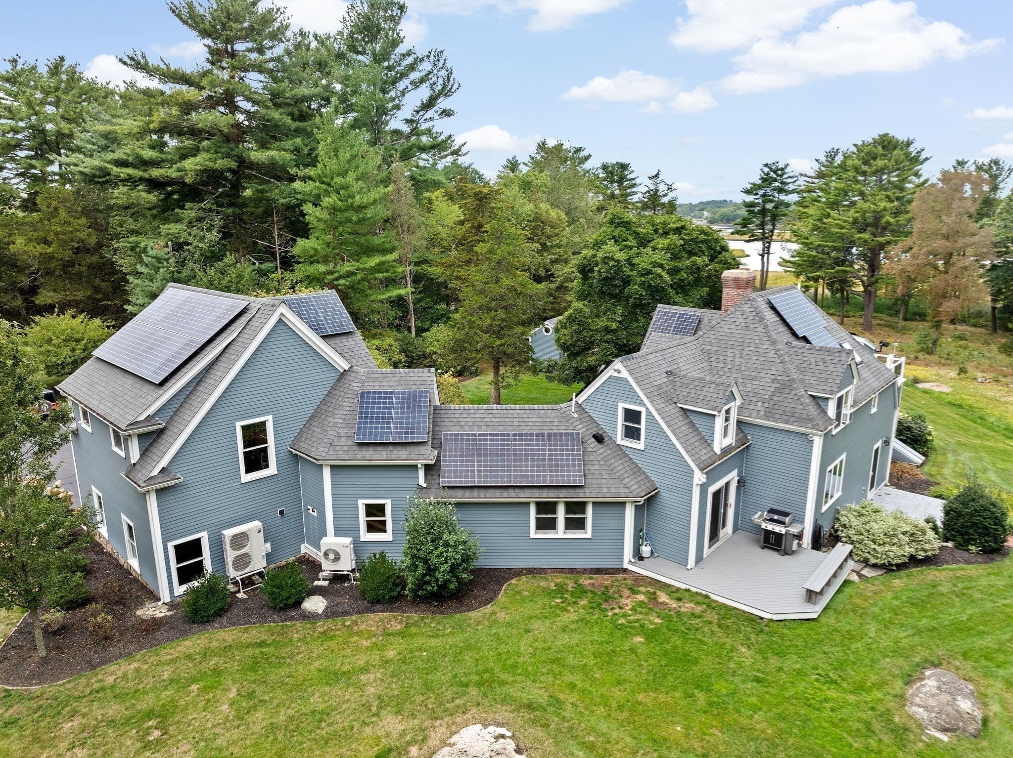 Single Family Residence at 26 Mordecai Lincoln Road, Scituate MA 02066, photo 2 of 36