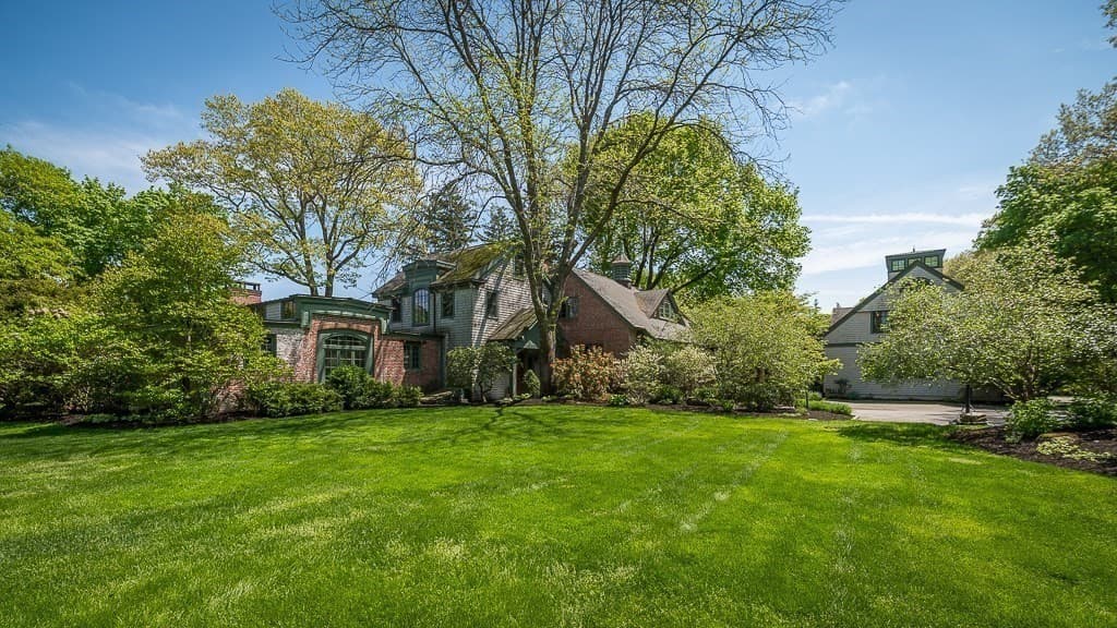 Single Family Residence at 99 Essex Street, Hamilton MA 01982, photo 2 of 42