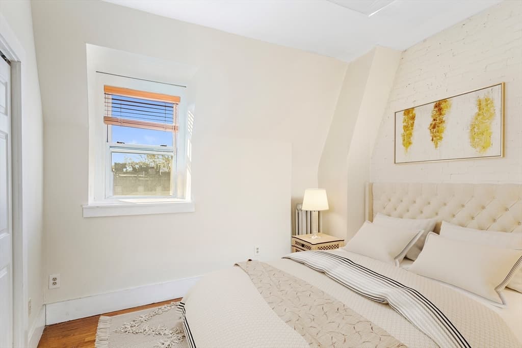 Condominium at 41 Worcester Sq # 7, Boston MA 02118, photo 7 of 12