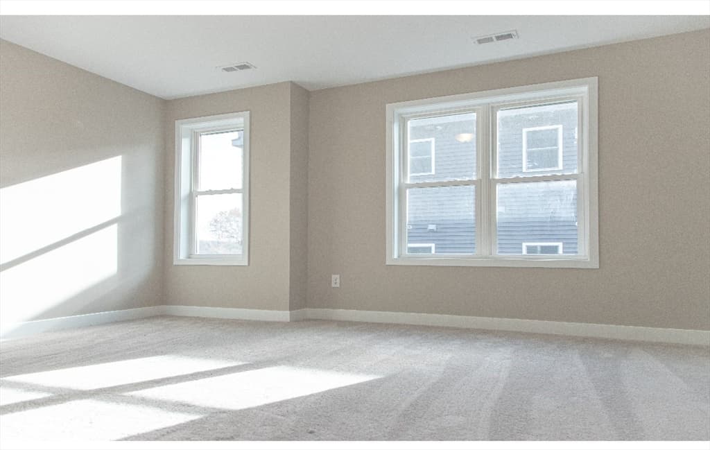 54 Richards St # 0, Worcester MA 01603 photo 6