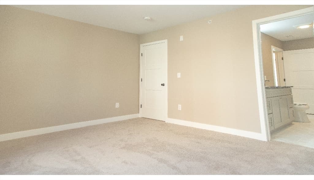 54 Richards St # 0, Worcester MA 01603 photo 9