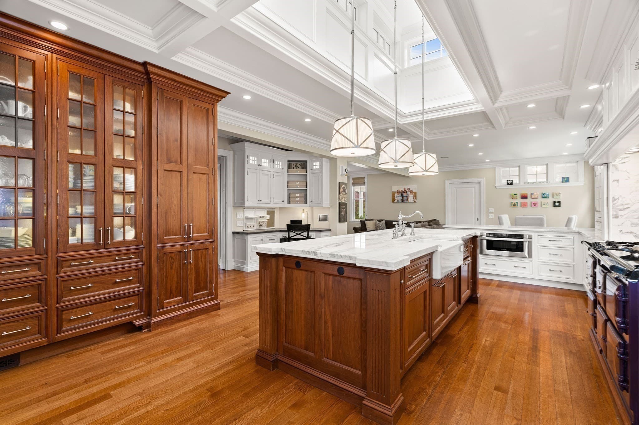Single Family Residence at 4 Cobb Avenue, Manchester MA 01944, Manchester, photo 12 of 42