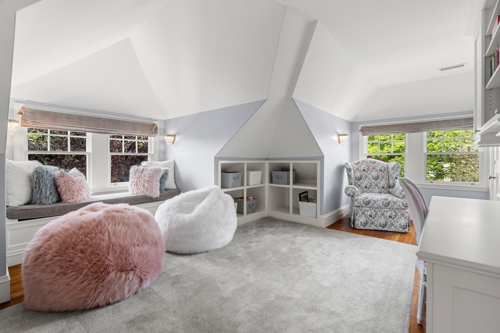 Single Family Residence at 4 Cobb Avenue, Manchester MA 01944, Manchester, photo 33 of 42