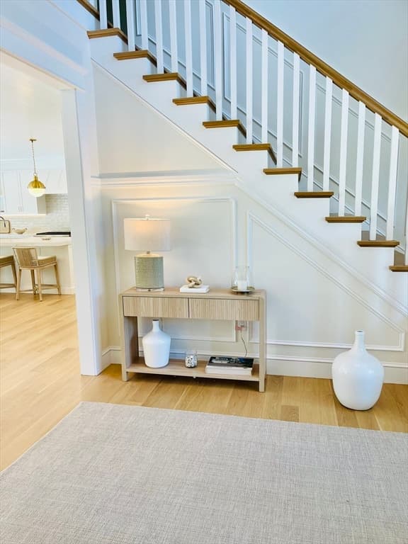 Single Family Residence at 23 Pinehurst Road, Edgartown MA 02539, Edgartown, photo 6 of 42