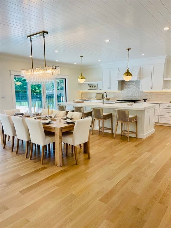 Single Family Residence at 23 Pinehurst Road, Edgartown MA 02539, Edgartown, photo 8 of 42