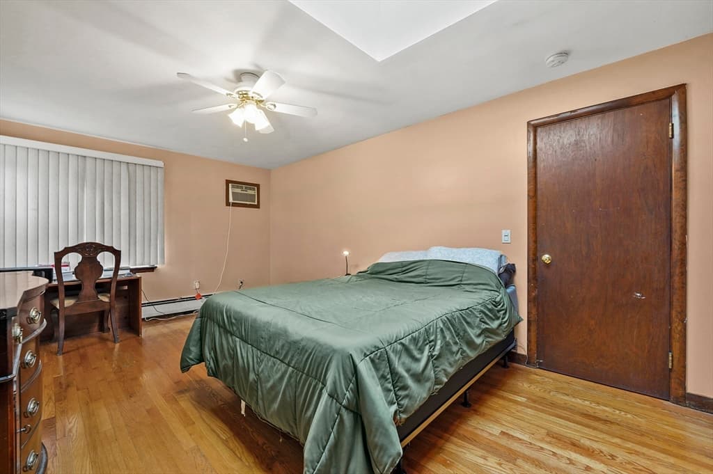 Single Family Residence at 577 Grove Street, Worcester MA 01605, photo 19 of 39