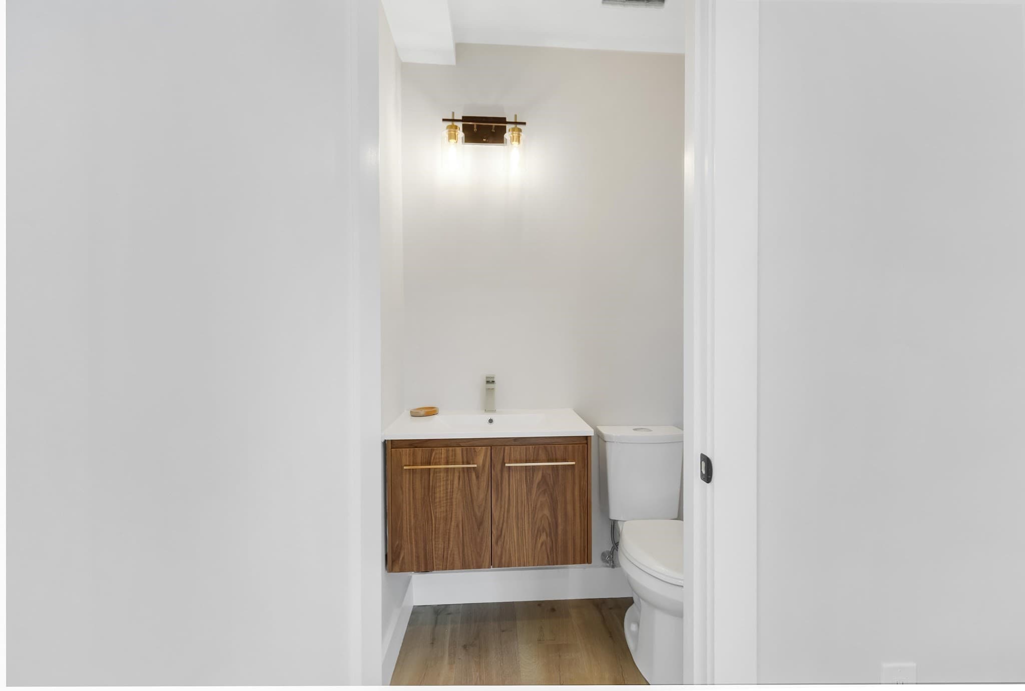 Condominium at 8 Crystal Street # 2, Melrose MA 02176, photo 7 of 17