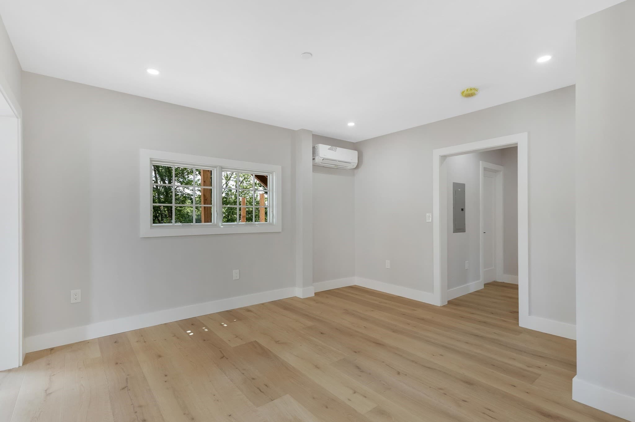 Condominium at 8 Crystal Street # 2, Melrose MA 02176, photo 8 of 17