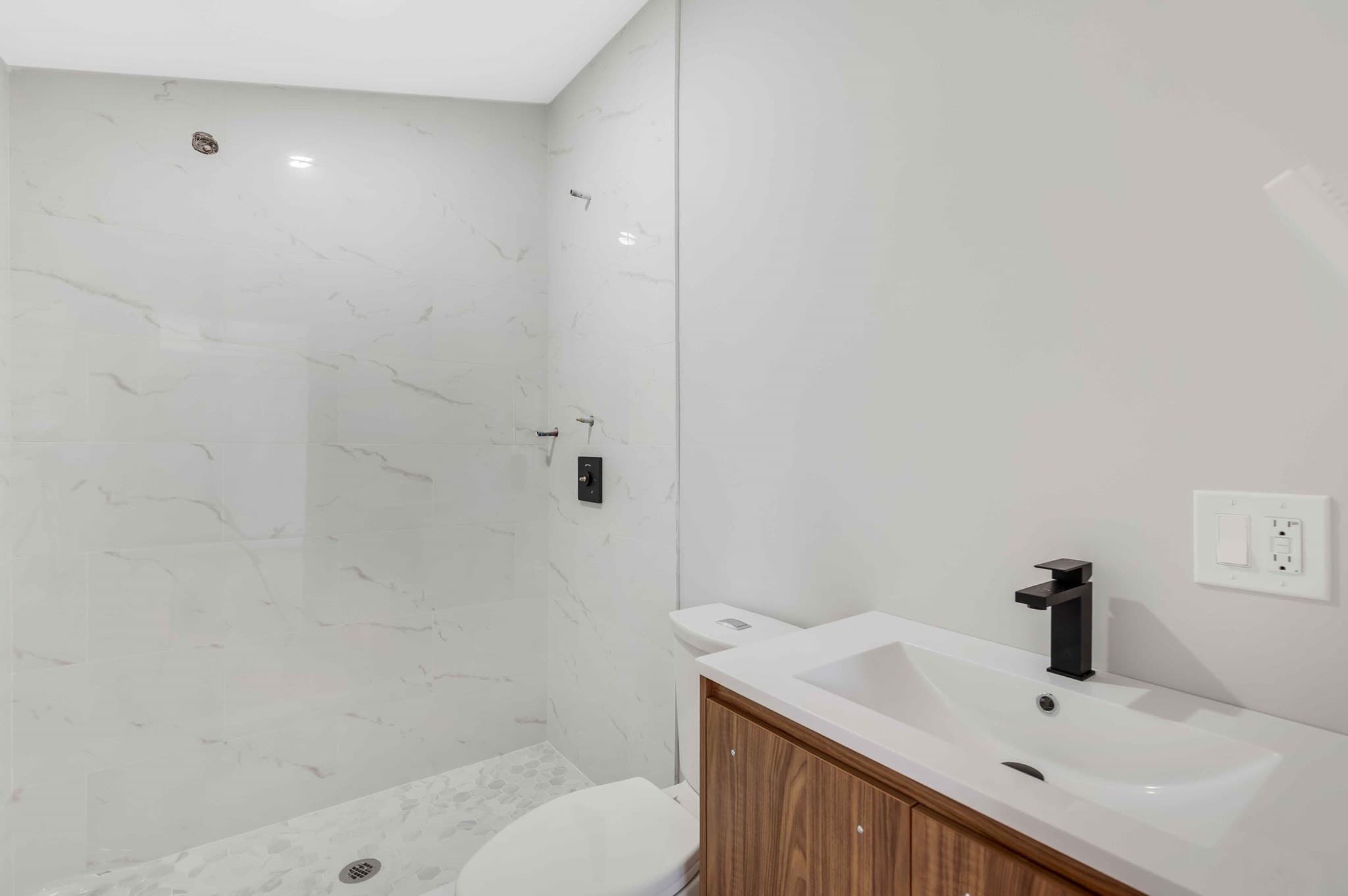 Condominium at 8 Crystal Street # 3, Melrose MA 02176, photo 18 of 24