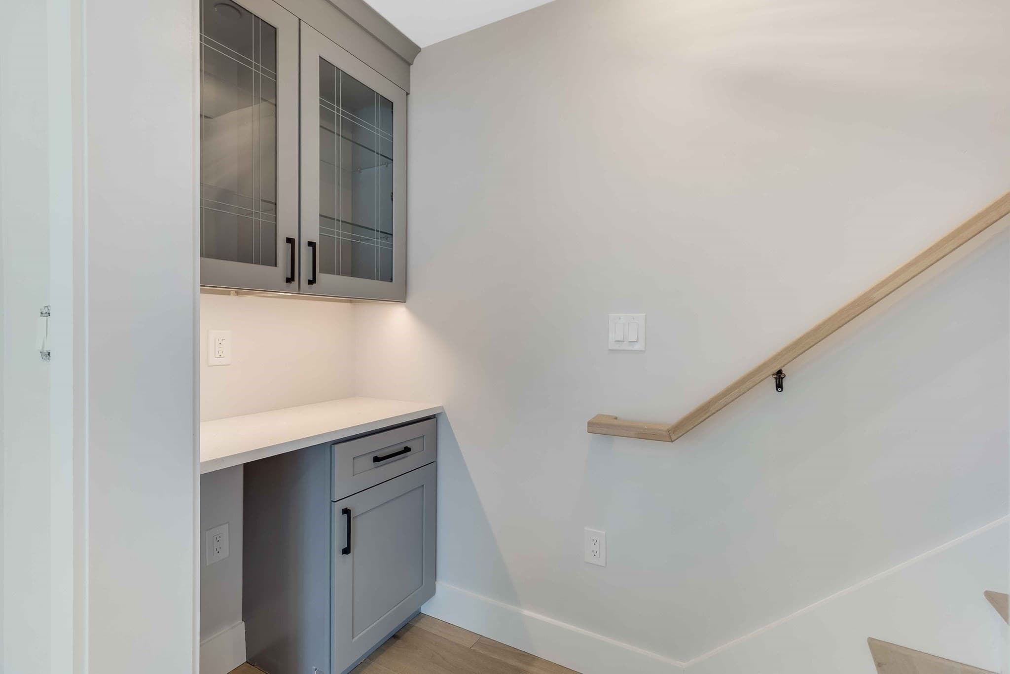 Condominium at 8 Crystal Street # 3, Melrose MA 02176, photo 11 of 24